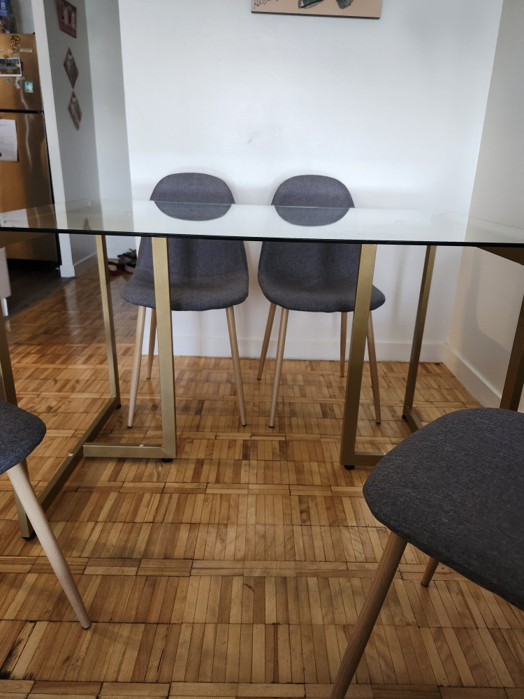 dining table - photo 3