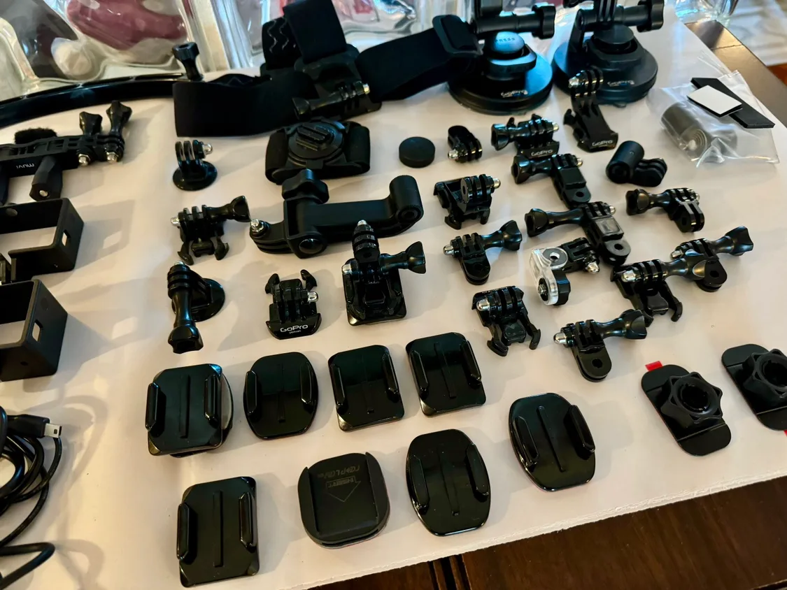 GoPro Hero 3 Package with Pelican case image indicator(4)