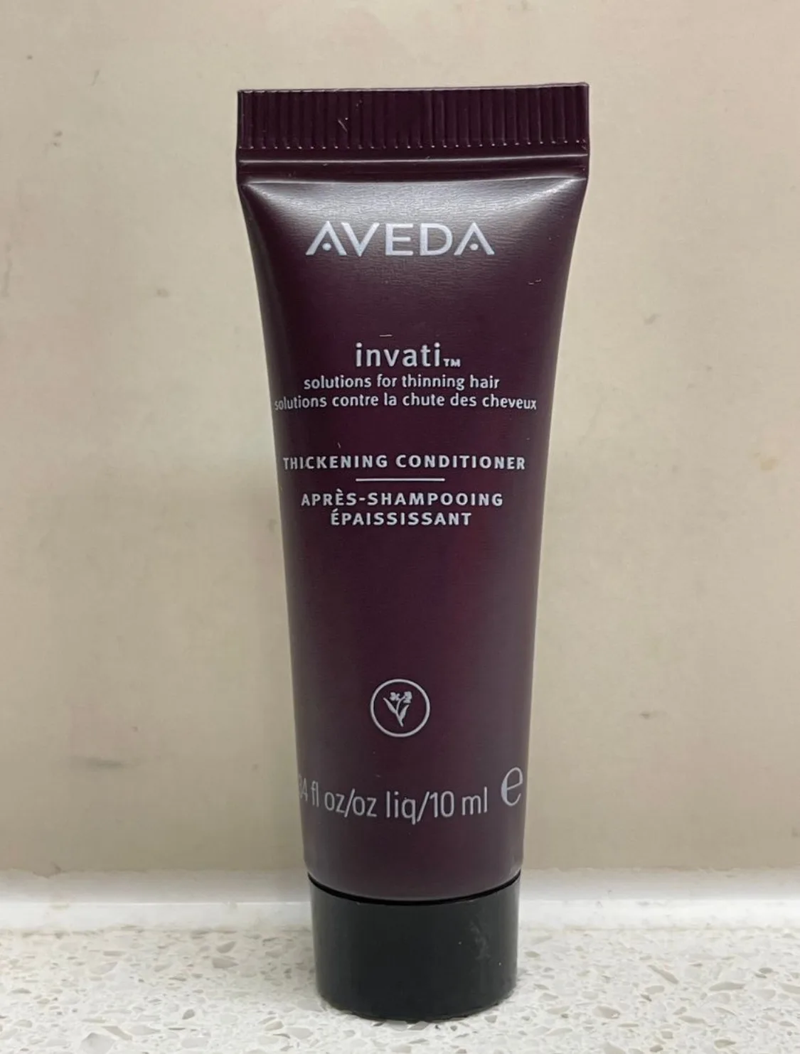 AVEDA products (shampoo and conditioner) image indicator(4)
