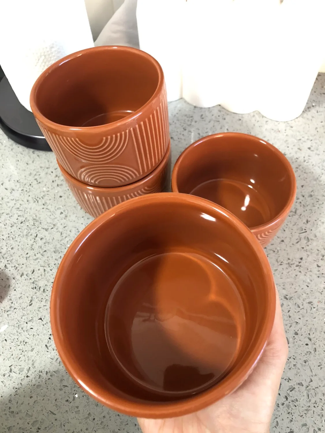 4 Ceramic ramekins/bowls image indicator(3)