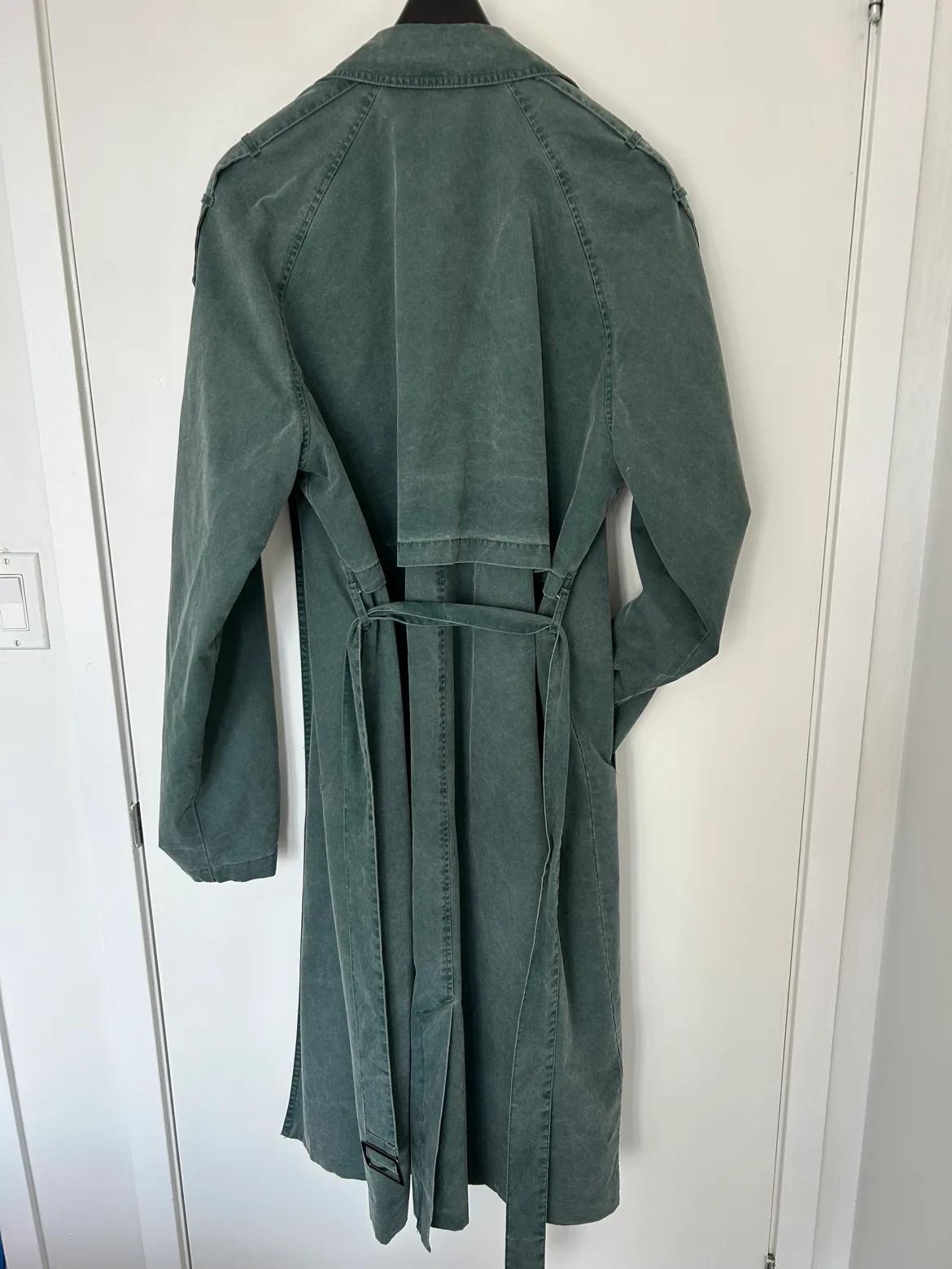 ASOS UK Green Trench Coat image indicator(2)