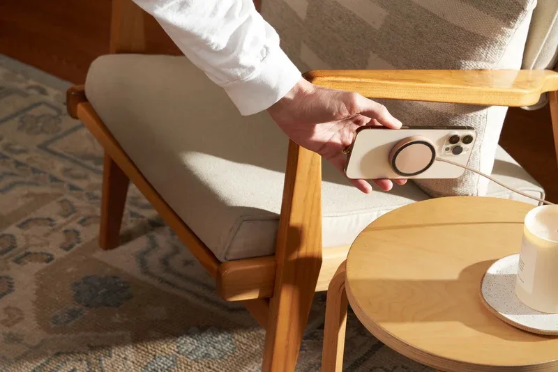 Courant Charger image indicator(3)