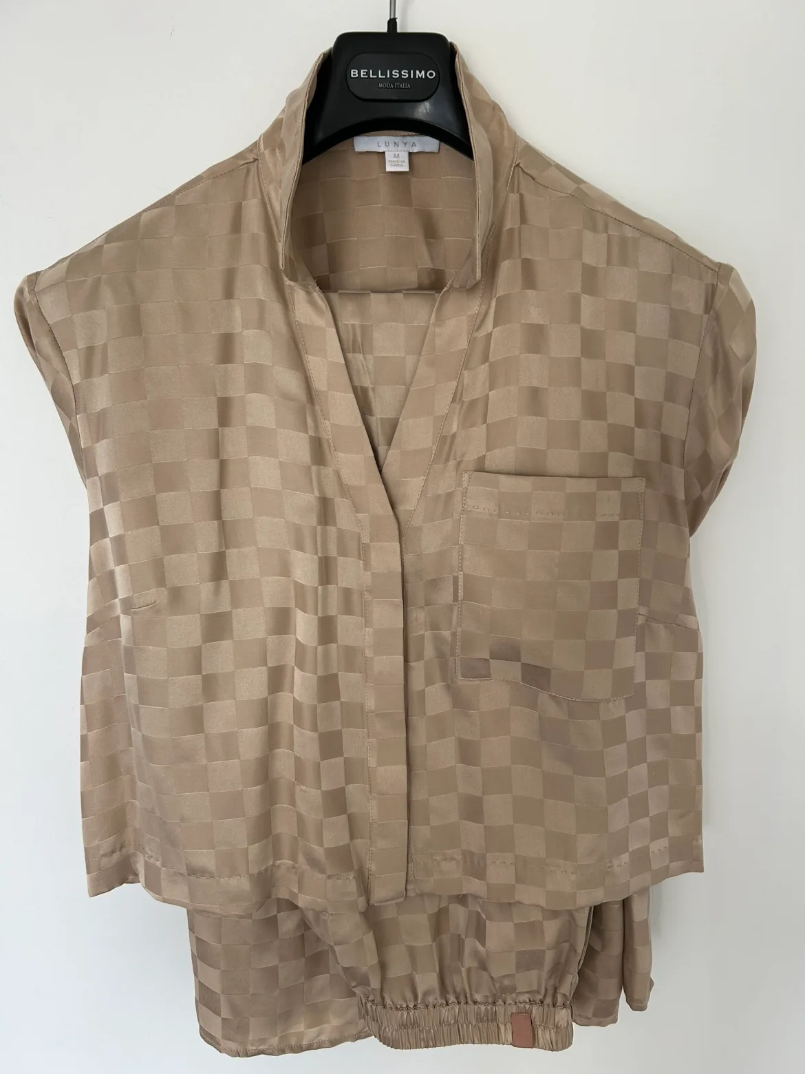 Lunya Good In Bed Silk Pajama Set image indicator(7)