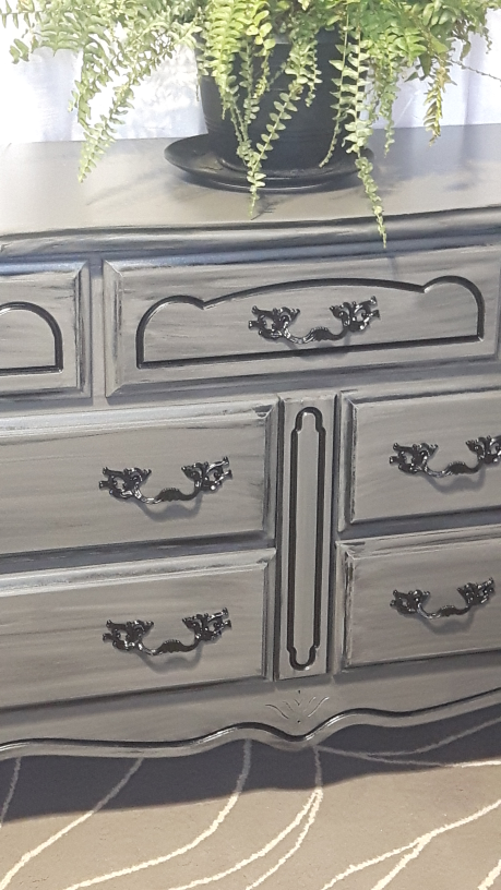 French Provincial Dresser - photo 5