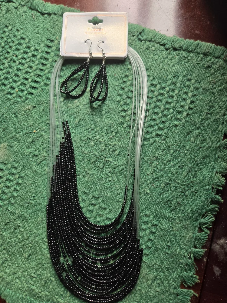 Black necklace  matching earrings thumbnail
