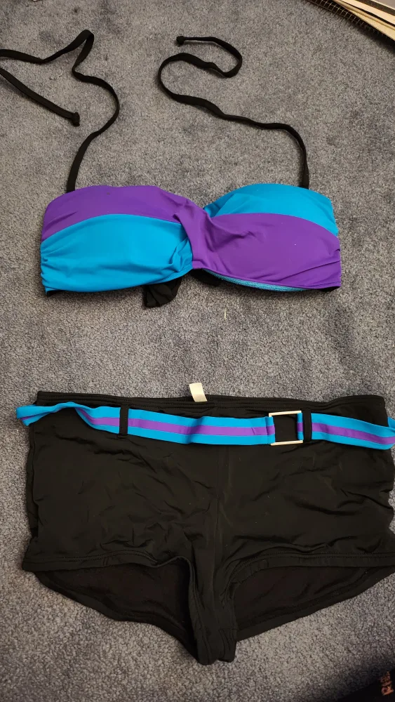 Bikini bundle! image indicator(4)