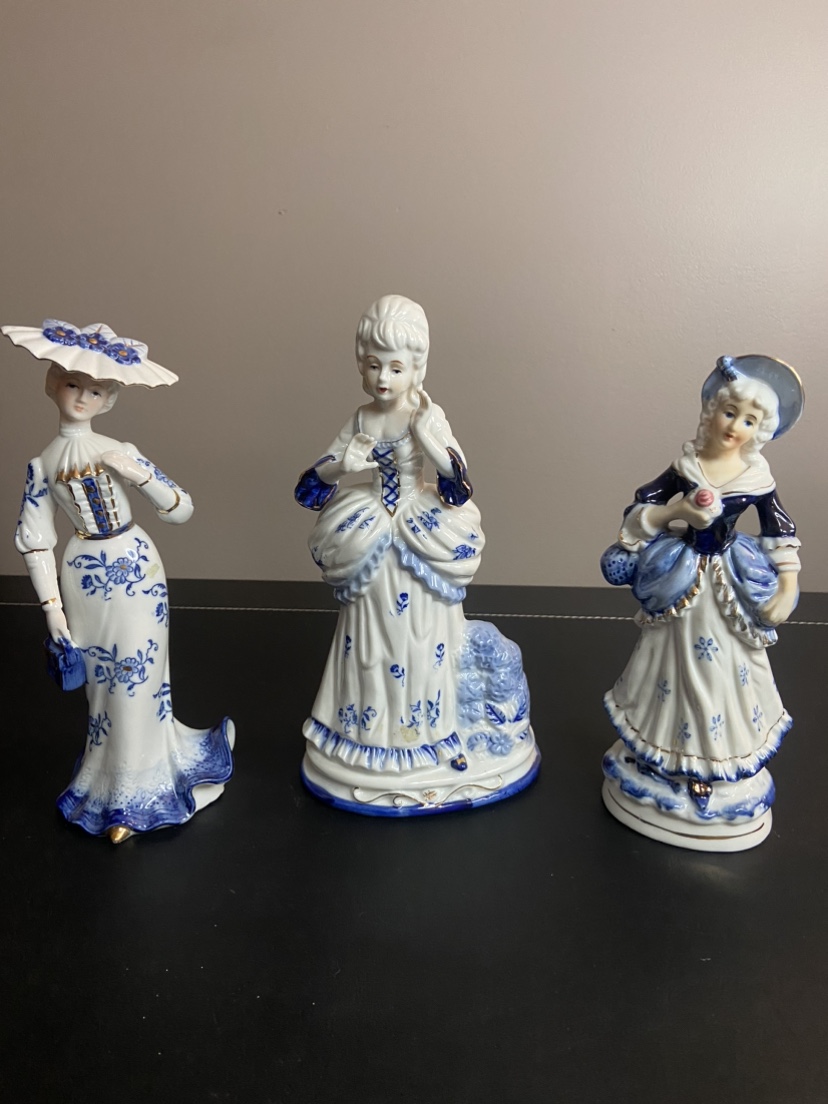 Vintage Porcelain Figurines - photo 2