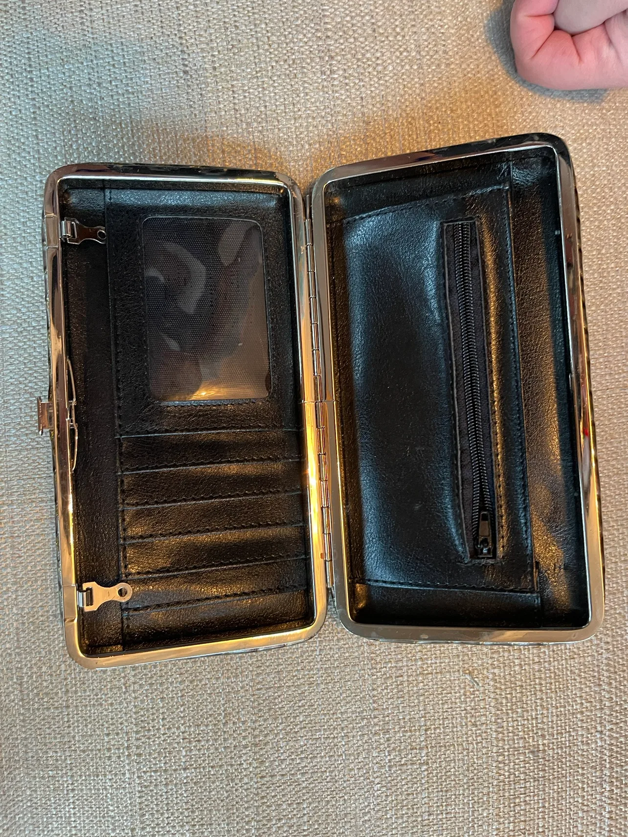 Gold Faux-Crocodile Clutch #freecycle image indicator(5)