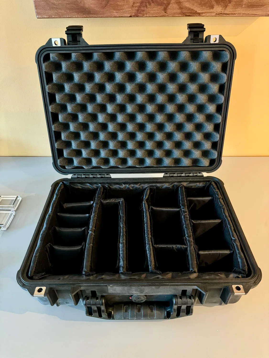 GoPro Hero 3 Package with Pelican case image indicator(8)