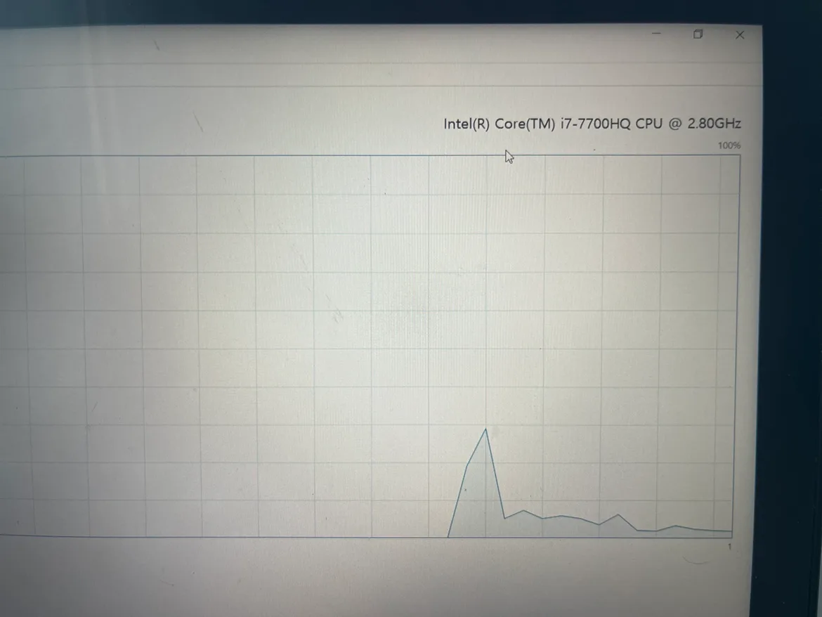 Lenovo Legion Y720 Laptop with MSI GE73 gamin laptop image indicator(4)