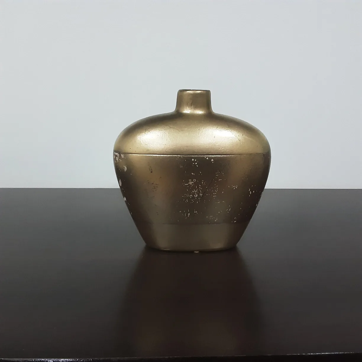 #freecycle Gold and Brown Decorative Vase thumbnail