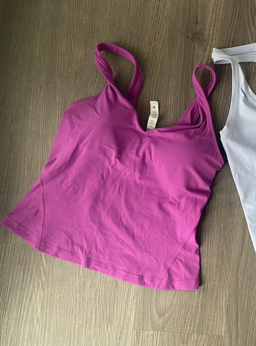 Lululemon Top - Size 6 thumbnail