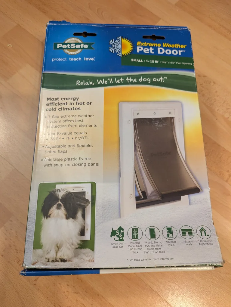 NEW SMALL PetSafe Extreme Weather Pet Door $125 AT PETLAND thumbnail