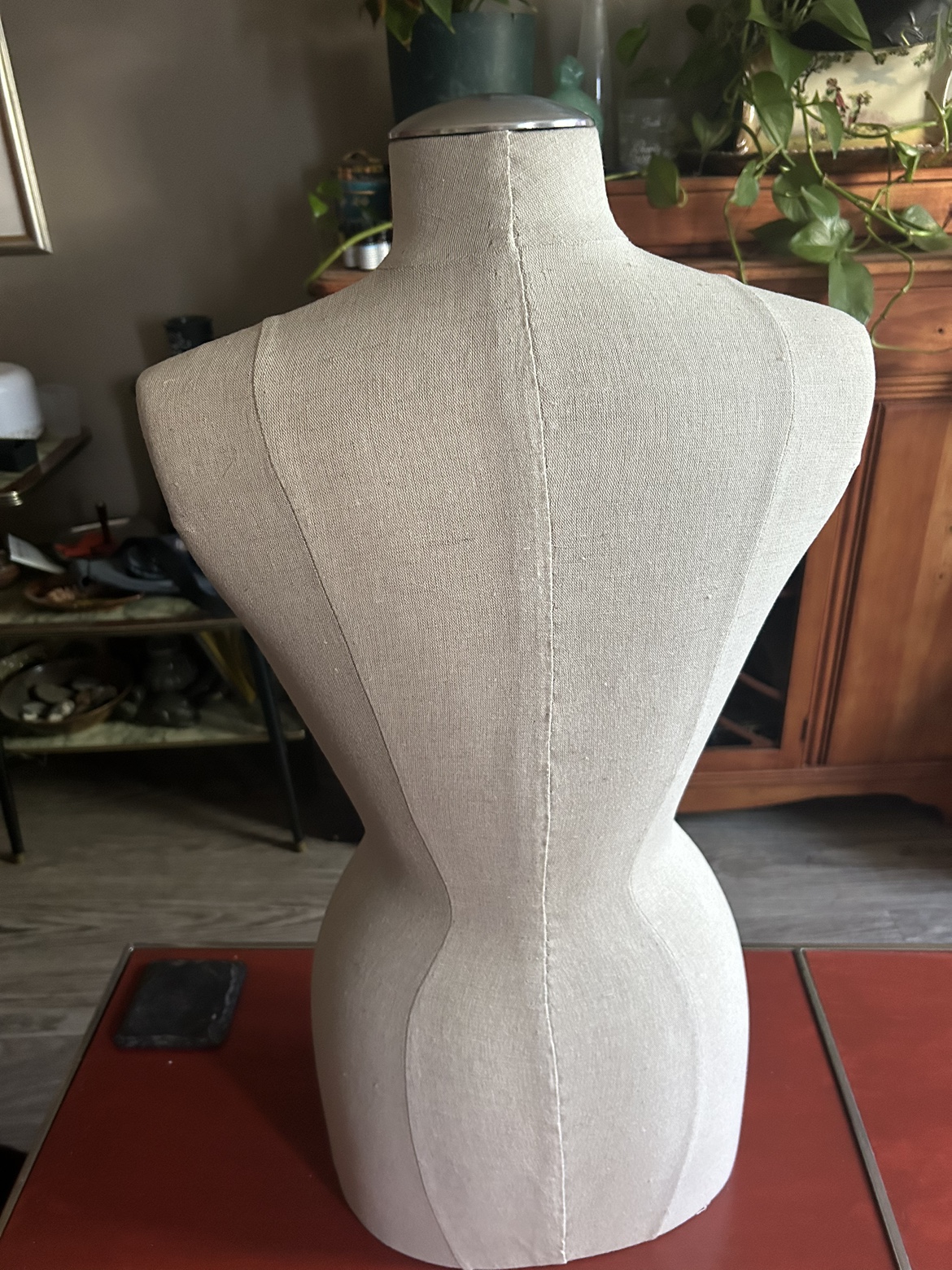 Female Dress Form Mannequin - photo 2