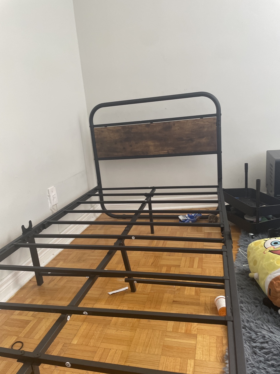 Single Bed Frame *selling urgently * Matres  not  included - photo 2