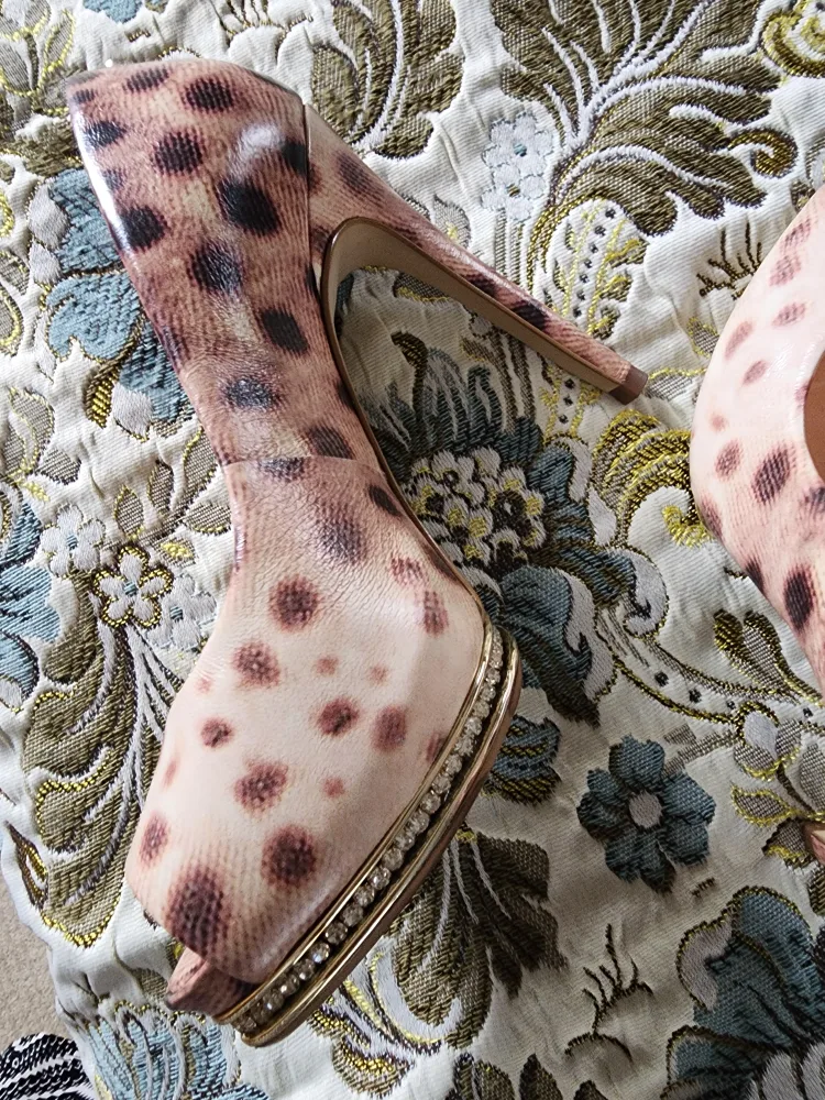 Gorge Gischoff women shoes image indicator(2)