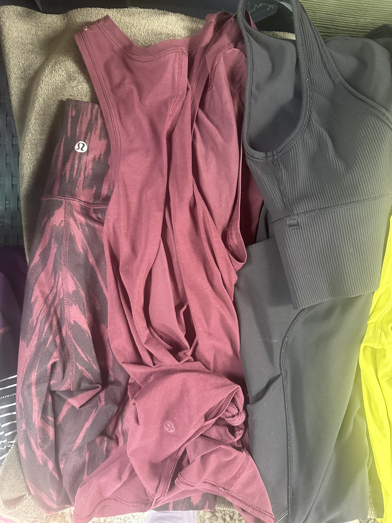 Assorted Lululemon Matching sets in sizes 2—12 - photo 4