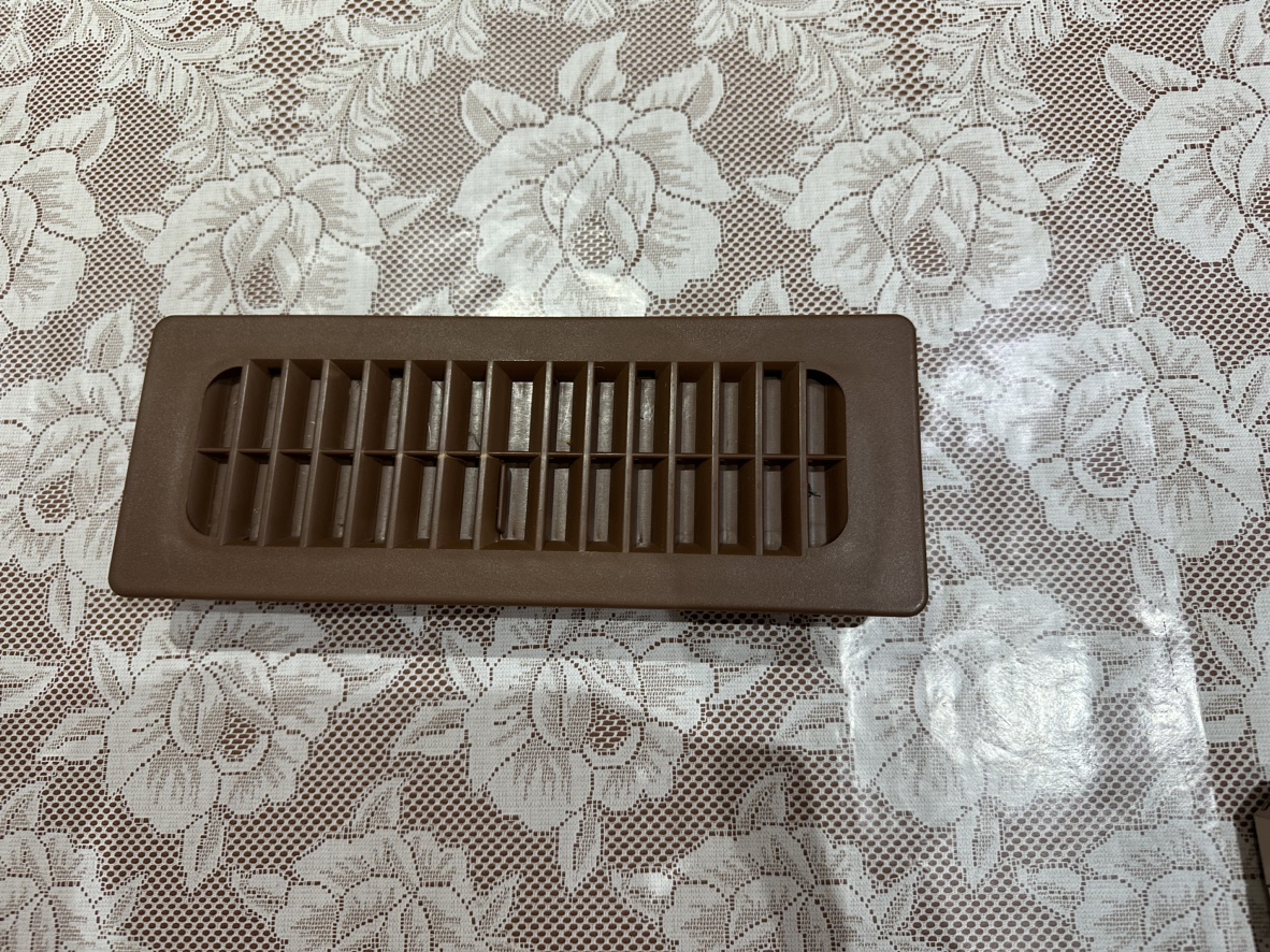 #freecycle 3 in X 10 in. Floor register (3 ea)