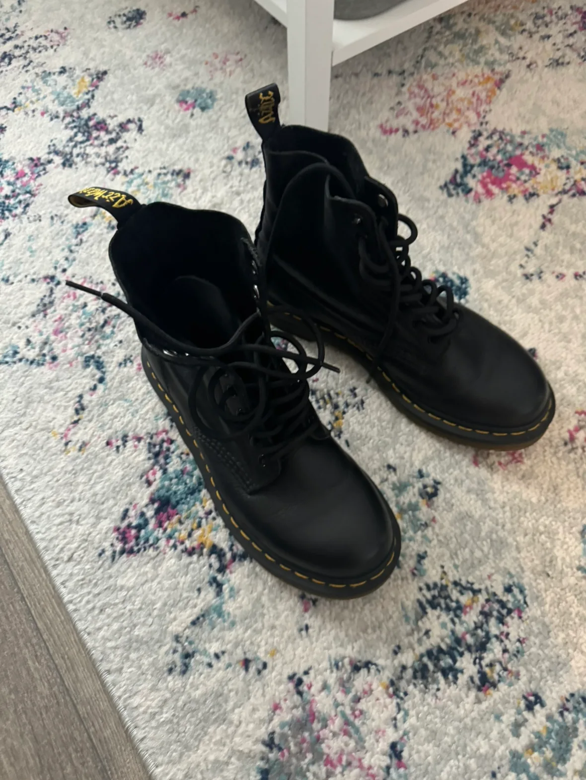 DocMarten Boots - 8 image indicator(7)