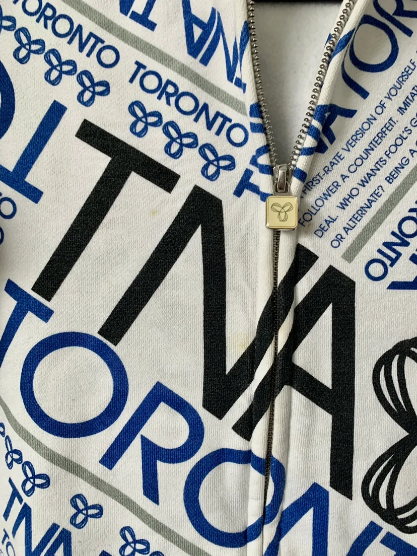 ‼️DECLUTTER SALE‼️ TNA/ARITZIA Toronto Zip Up Hoodie image indicator(2)