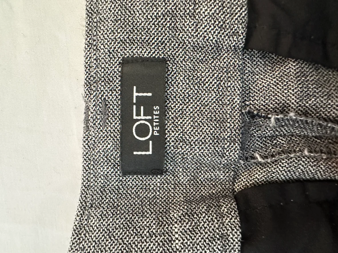 LOFT Grey Belted Pants image indicator(4)