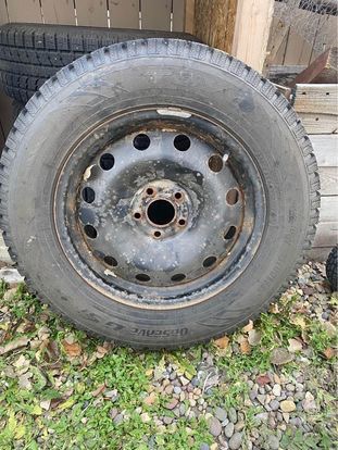 Set of 4 TOYO Observe GSi5 Winter Tires with Rims - photo 2