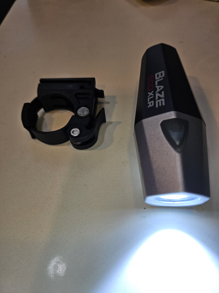 Planet Bike Blaze 500 XLR Bike Light - photo 3