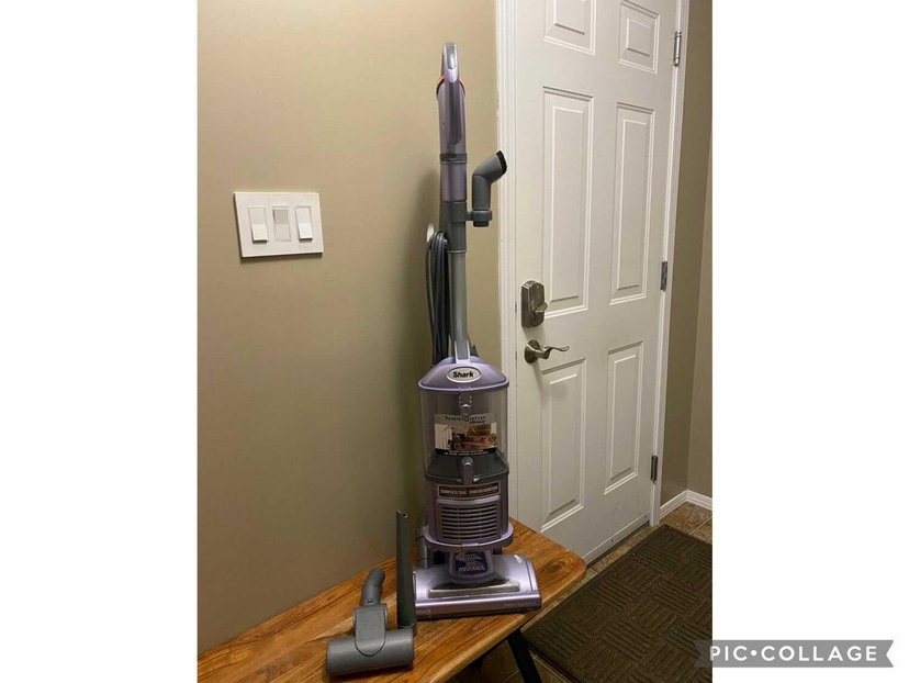 Shark Navigator Lift-Away Vacuum