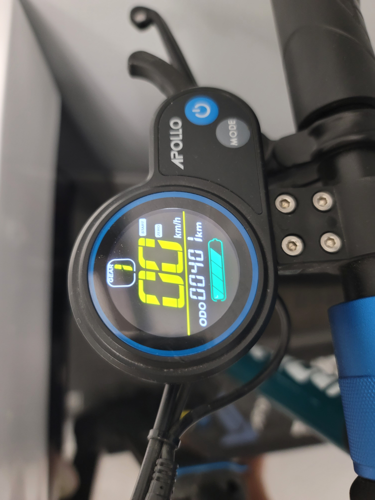 Apollo Explore Electric Scooter (401km) - photo 4
