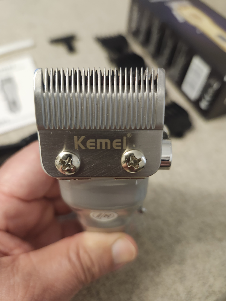 Kemei Professional Hair Clipper - photo 4