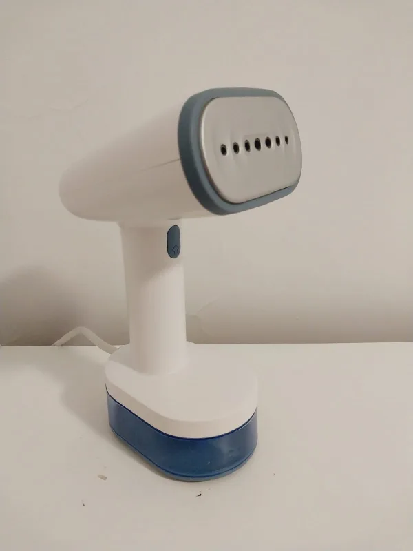 Handheld Garment Steamer thumbnail