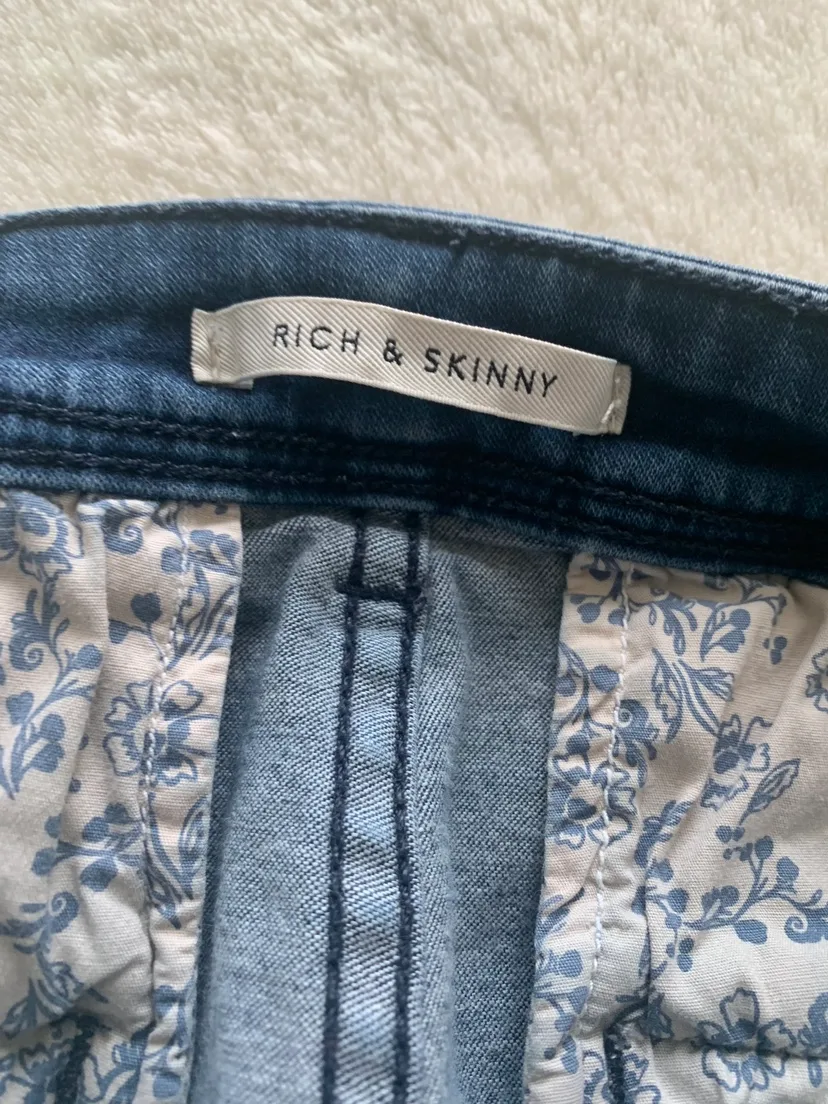 Rich & Skinny Flare Jeans image indicator(3)