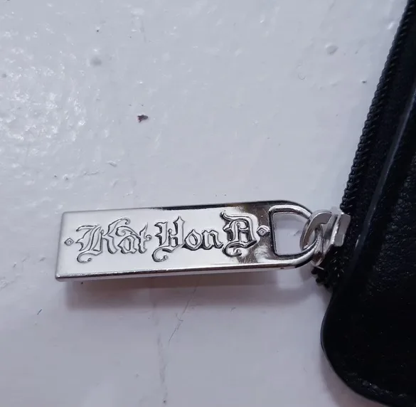 NEW Discontinued Kat Von D Pouch/Coin Purse image indicator(2)