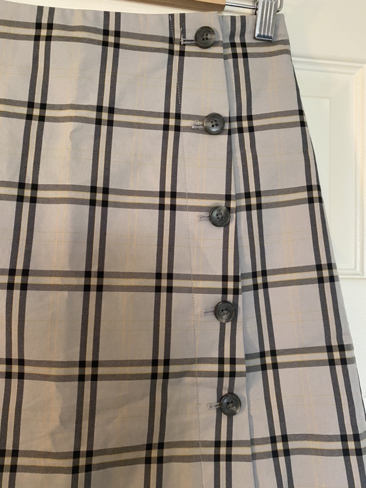 Sunday Best Aritzia plaid mini skirt - 4 - photo 3
