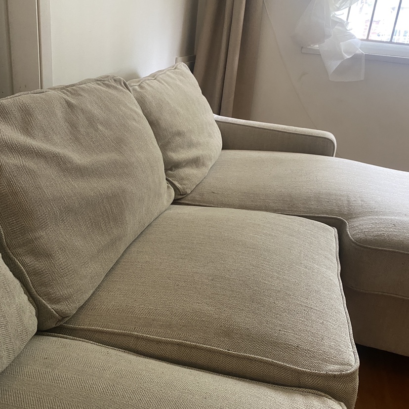 Classic beige couch - photo 2