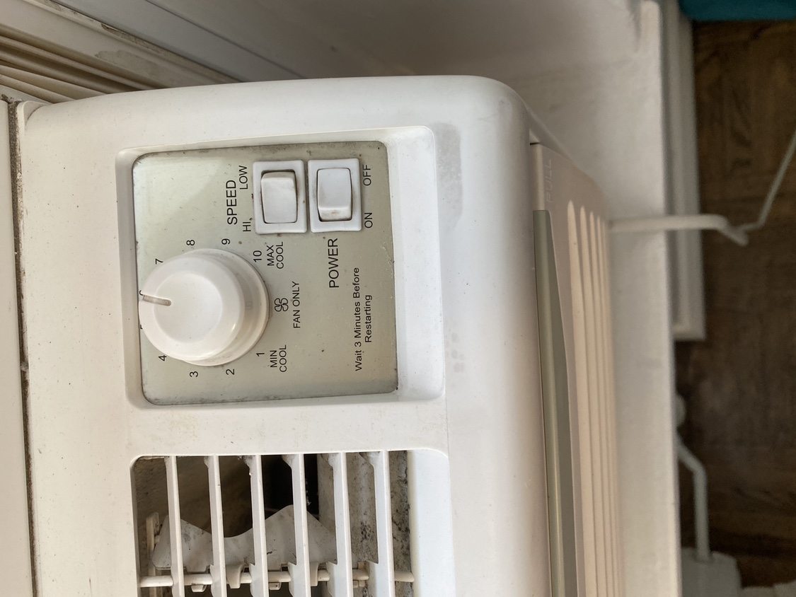 Window Air Conditioner - photo 2