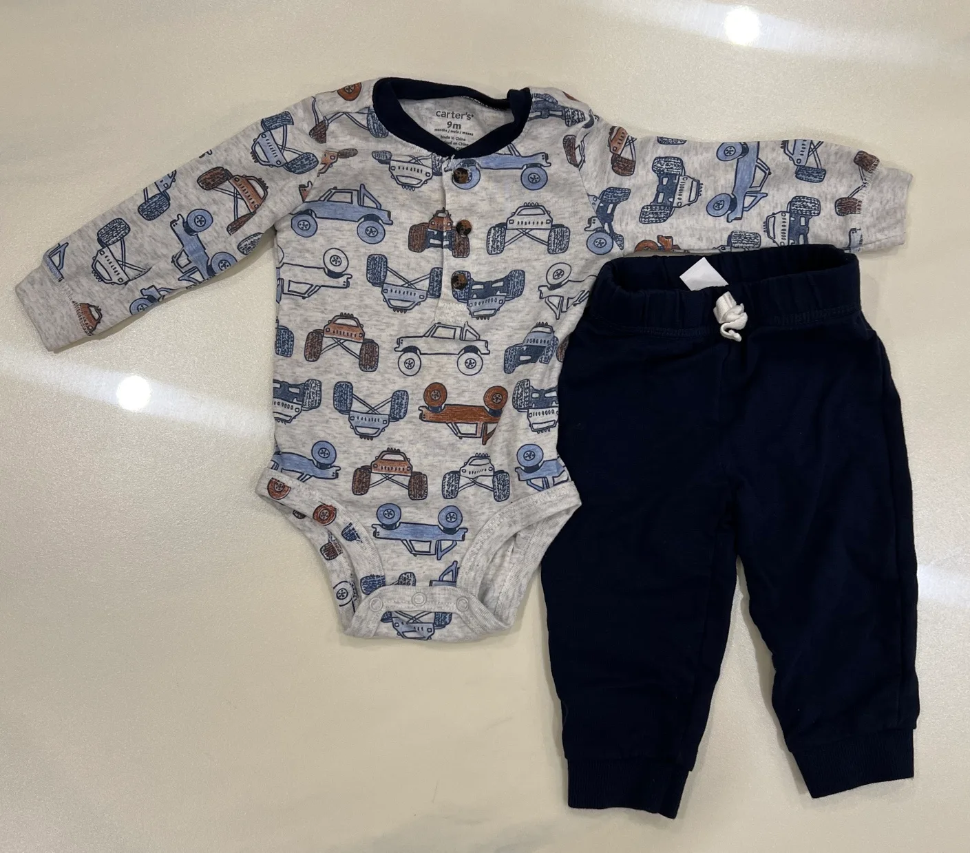 2-Piece Baby Boy Outfits image indicator(2)