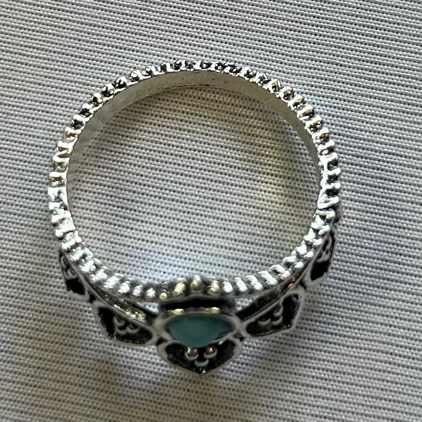 Yicen Bohemian Silver Black Crown Ring Turquoise Stone Size 8.5 image indicator(4)