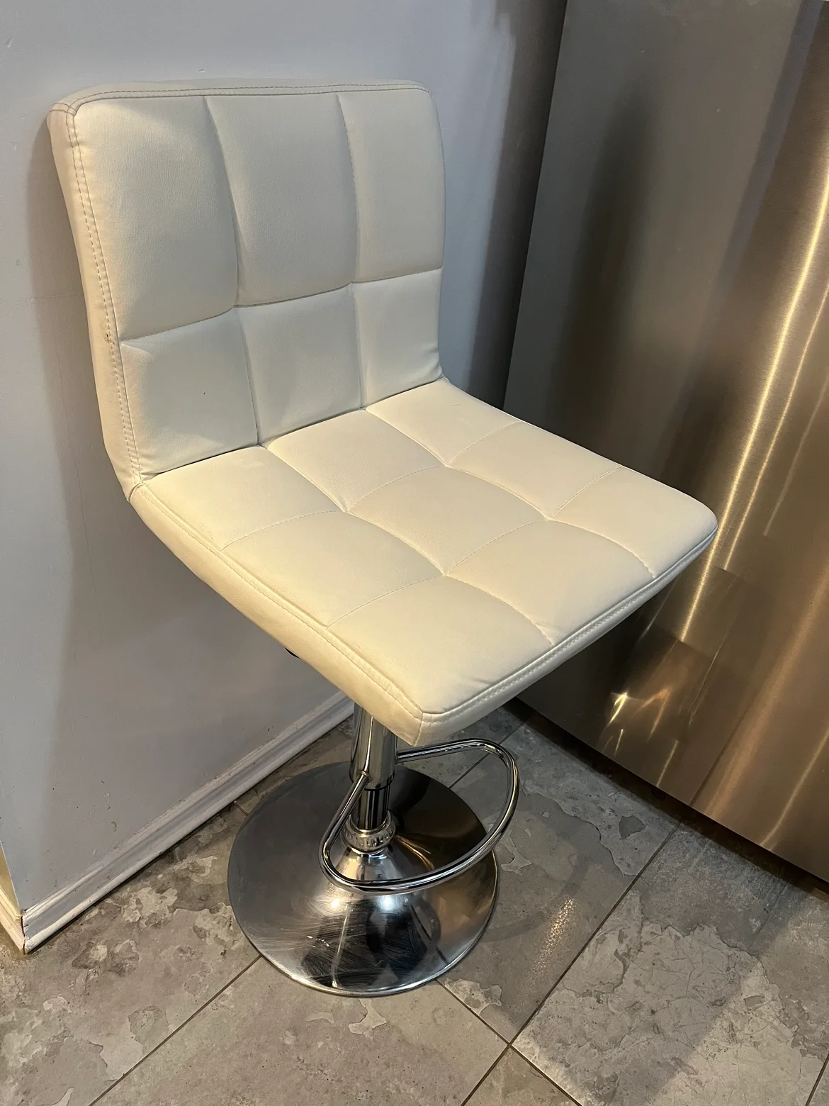 white bar stool thumbnail