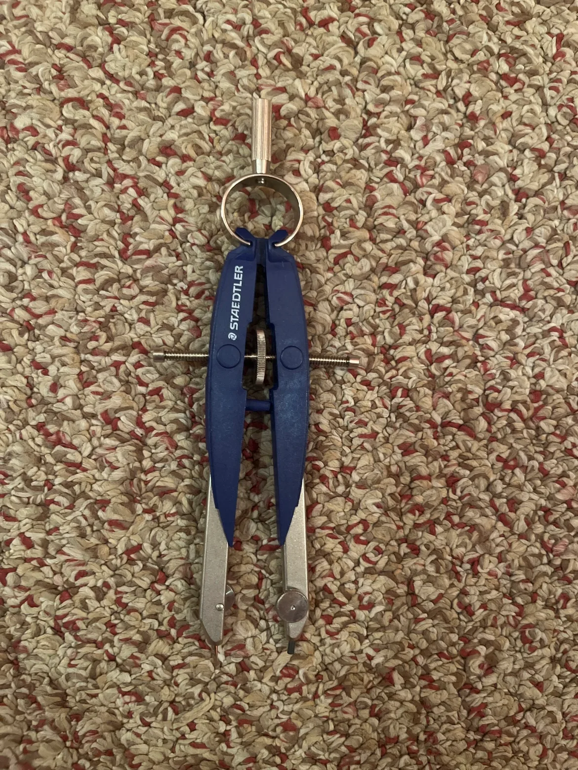 Staedtler Compass image indicator(2)