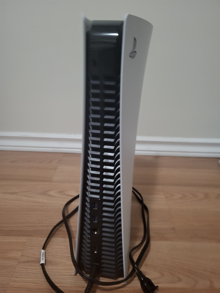 PS5 Console Bundle - photo 5