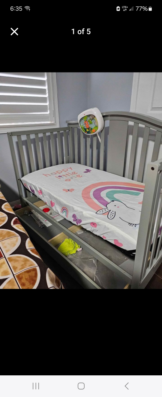Baby Crib with mattress and sheet - photo 3