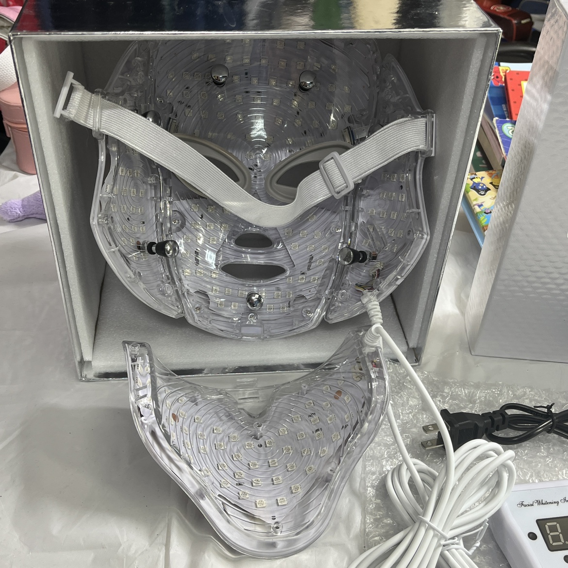 LED Facial Mask - photo 5