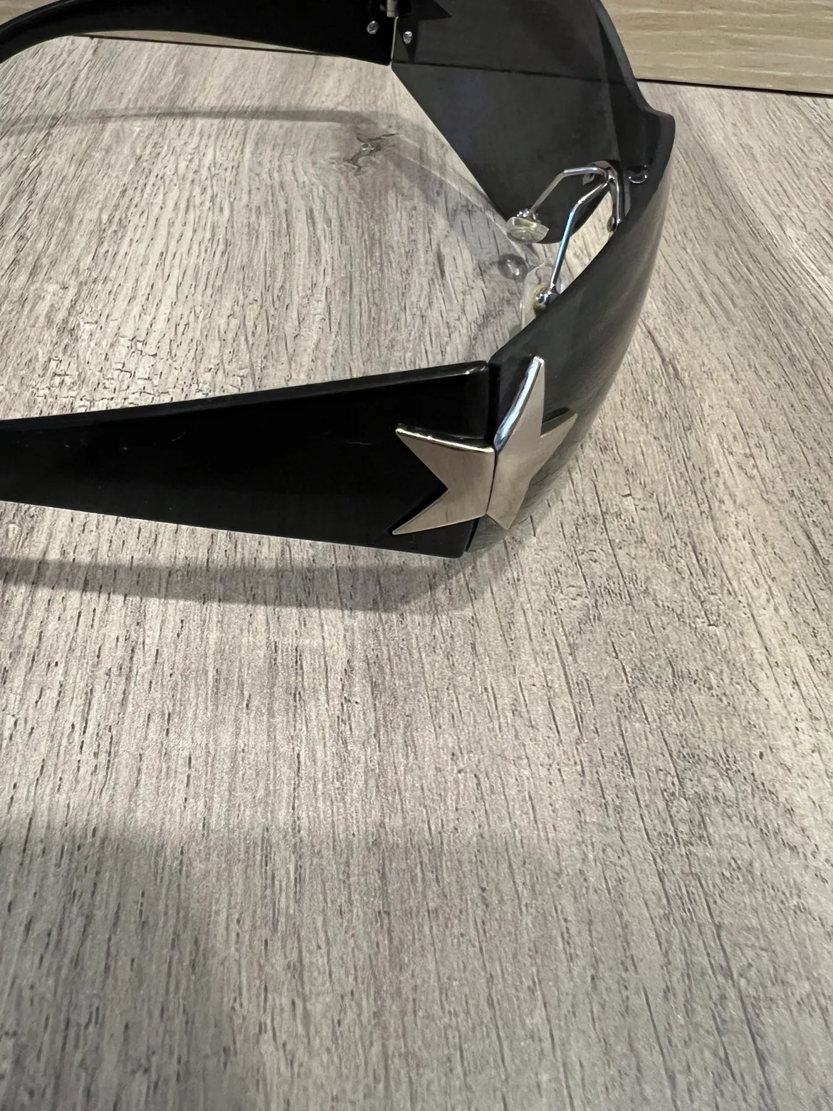 LVIOE Y2K Sunglasses Shades image indicator(6)