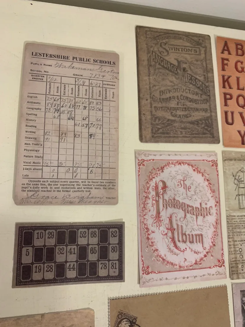 Vintage Themed Paper Ephemera thumbnail