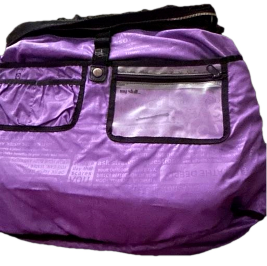 Lululemon Weekender Bag - photo 3