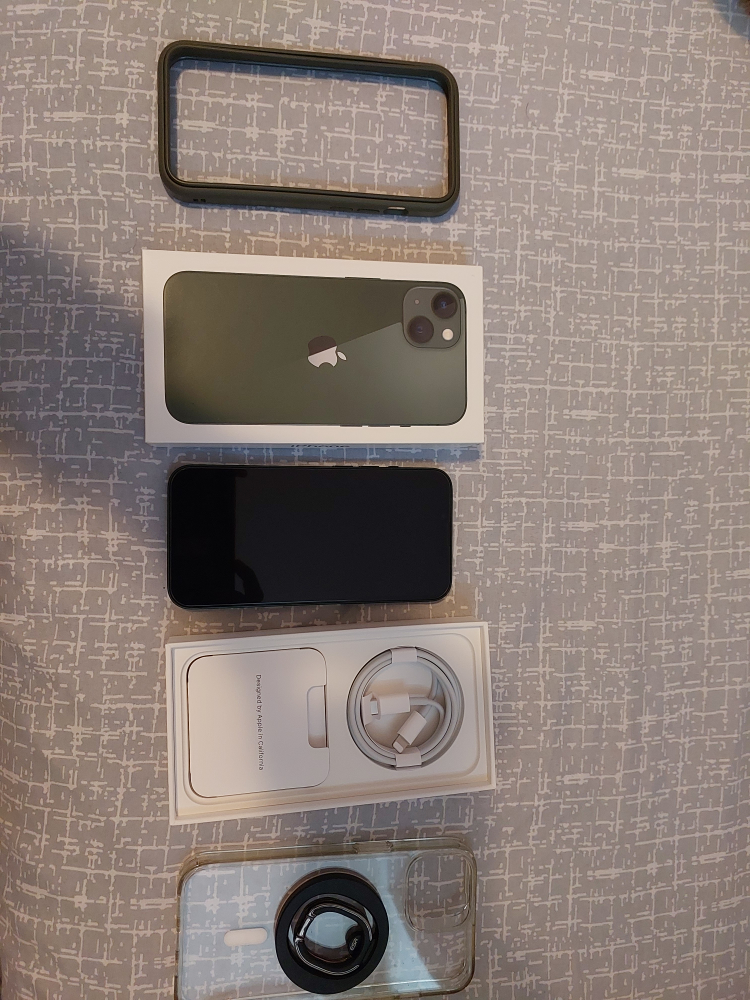 Iphome 13 (Unlocked) - photo 4