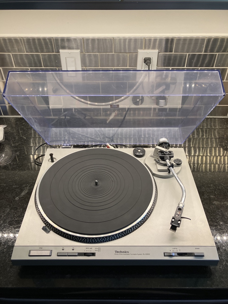Technics SL-D202 Turntable