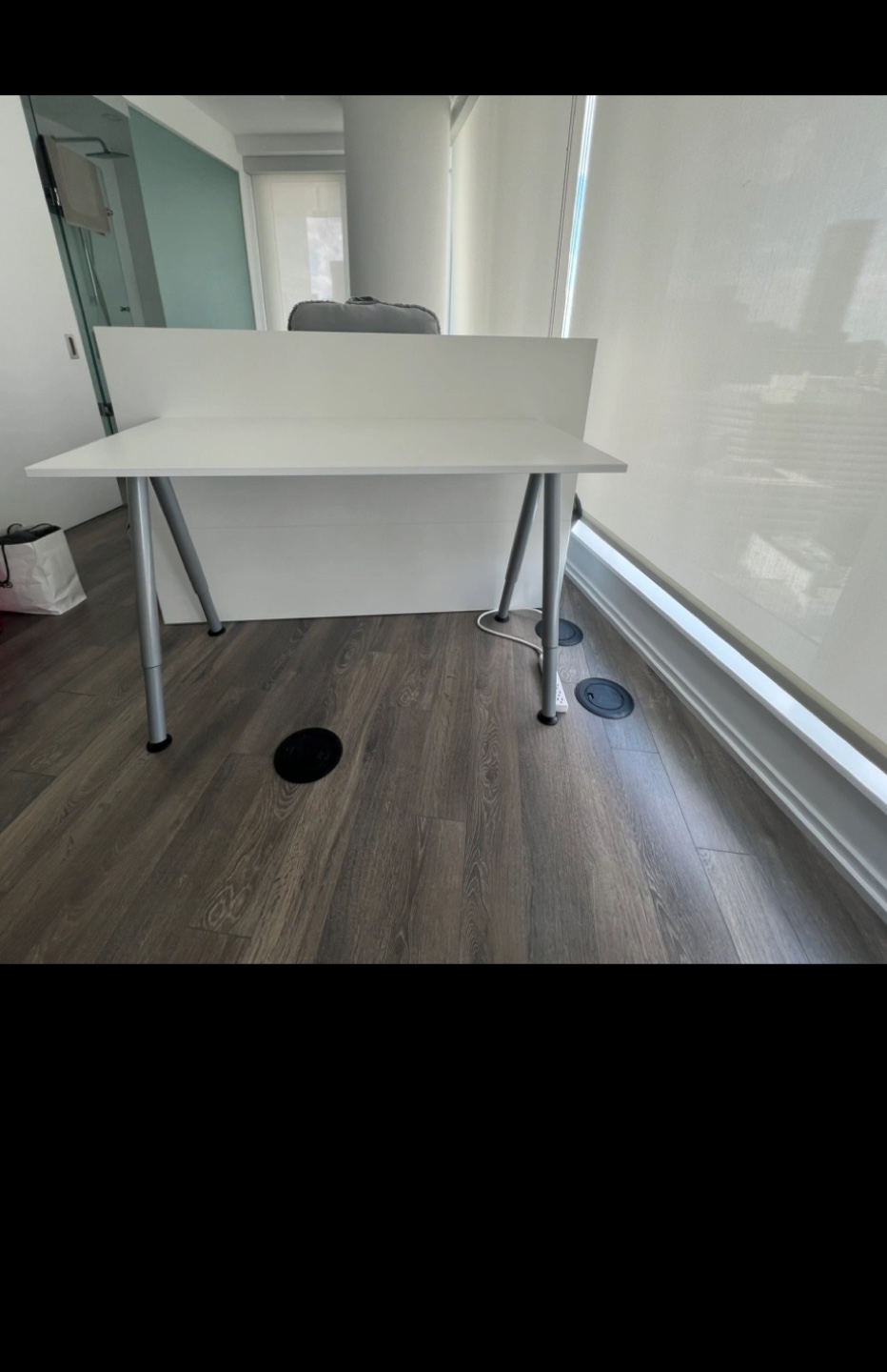 White IKEA Desk - photo 2