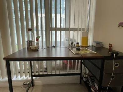 Computer desk/ study table/ work desk thumbnail